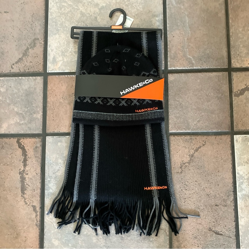 Tony Hawk Black and Gray Knit Scarf and Beanie Set